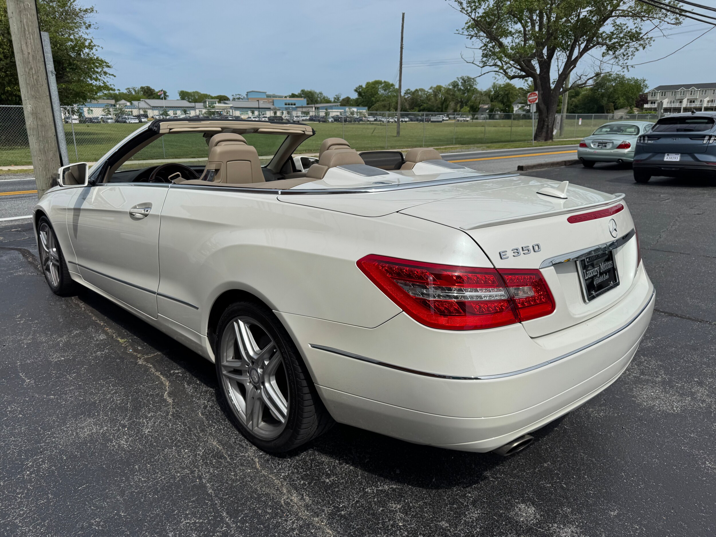 2013 Mercedes Benz E 350 Cabriolet photo 4