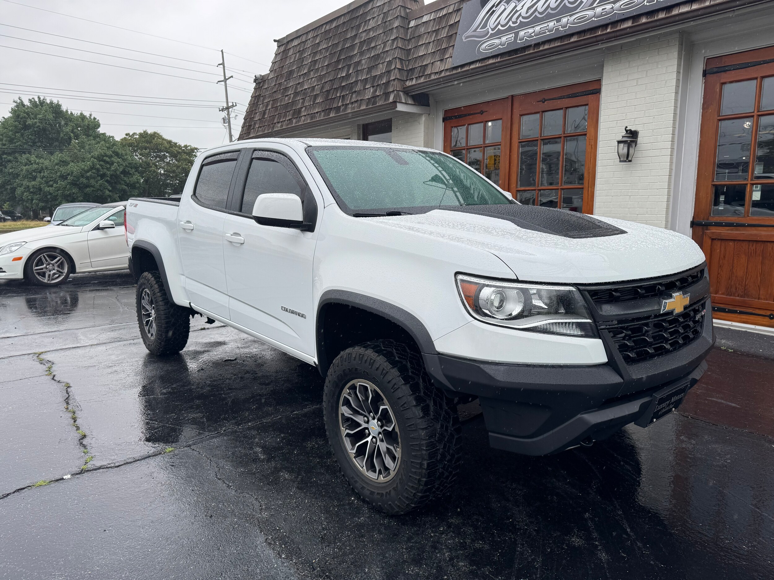 2018 Chevrolet Colorado ZR2 photo 2