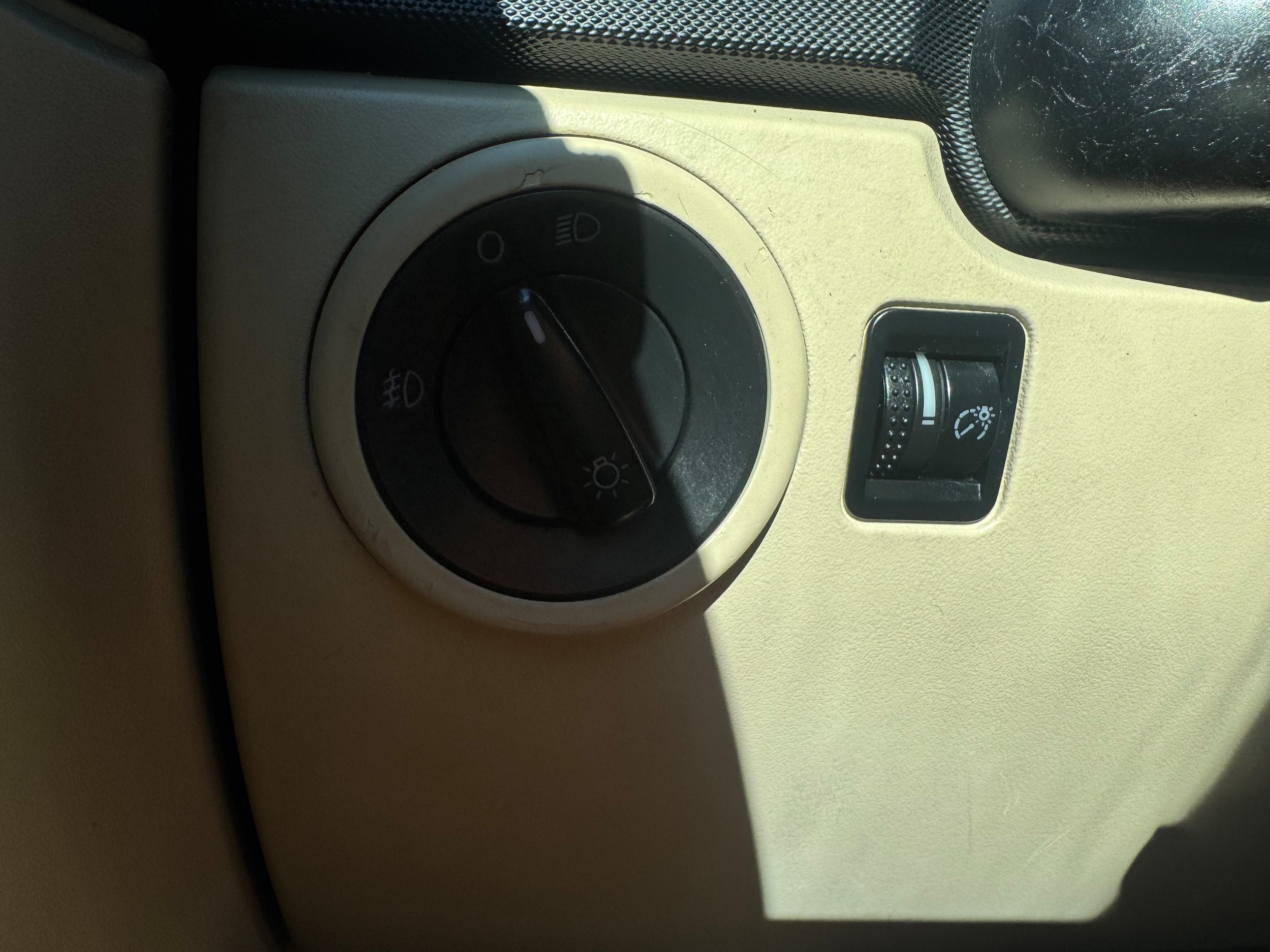 2005 Volkswagen New Beetle GLS - Photo 16