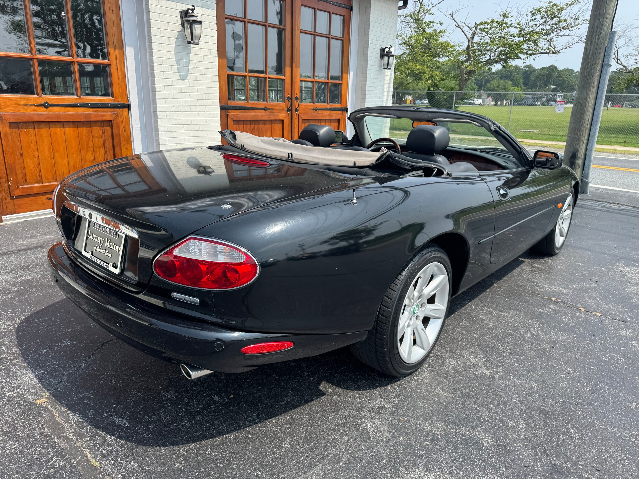 2003 Jaguar XK 8 Base Convertible photo 3