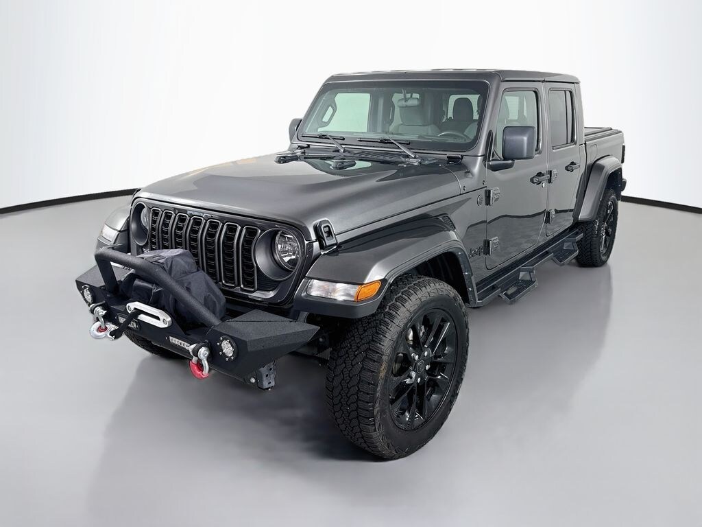 Used 2024 Jeep Gladiator Sport Truck