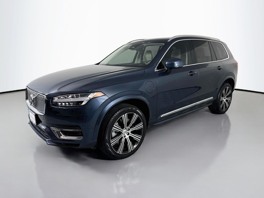 Certified 2025 Volvo XC90 Plug-In Hybrid T8 Ultra SUV