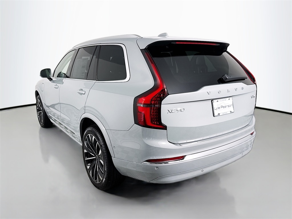 New 2026 Volvo XC90 plug-in hybrid T8 Plus 6-Seater SUV