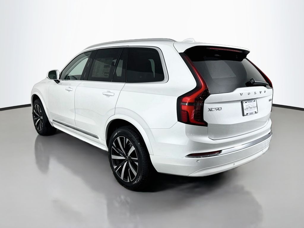 New 2026 Volvo XC90 B5 Core SUV