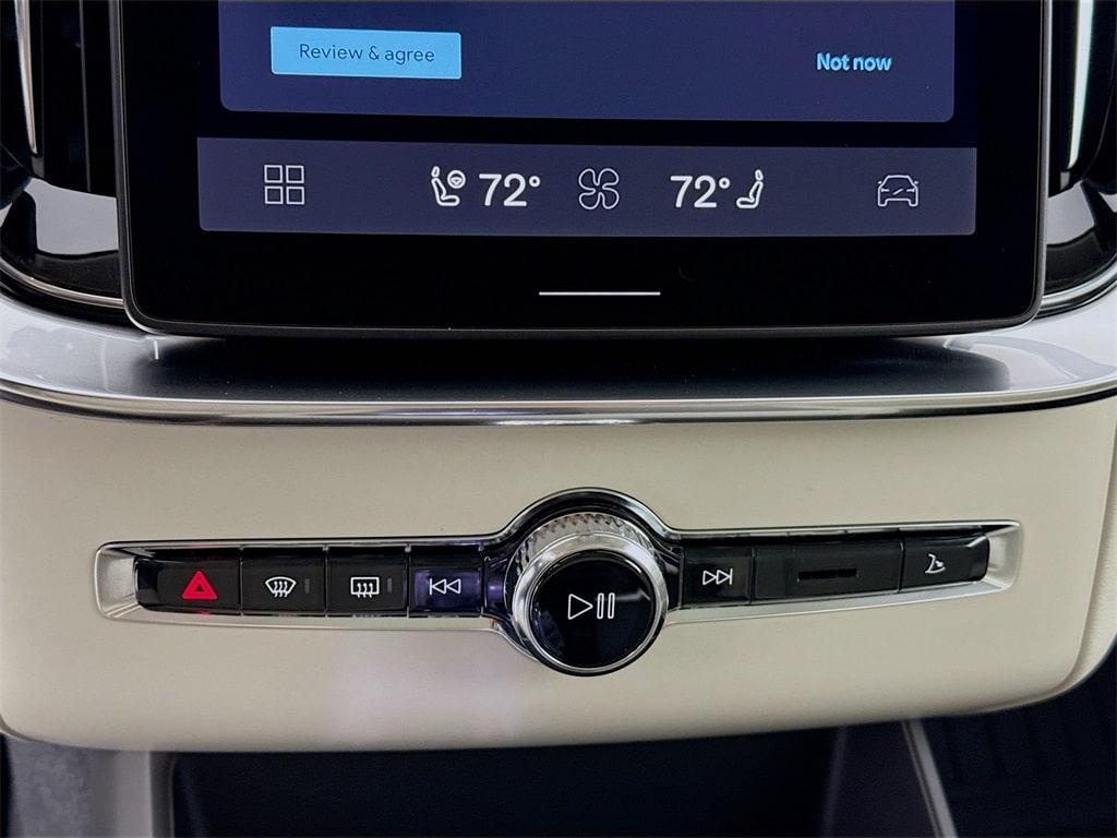 2026 Volvo XC90 Ultra - Photo 15