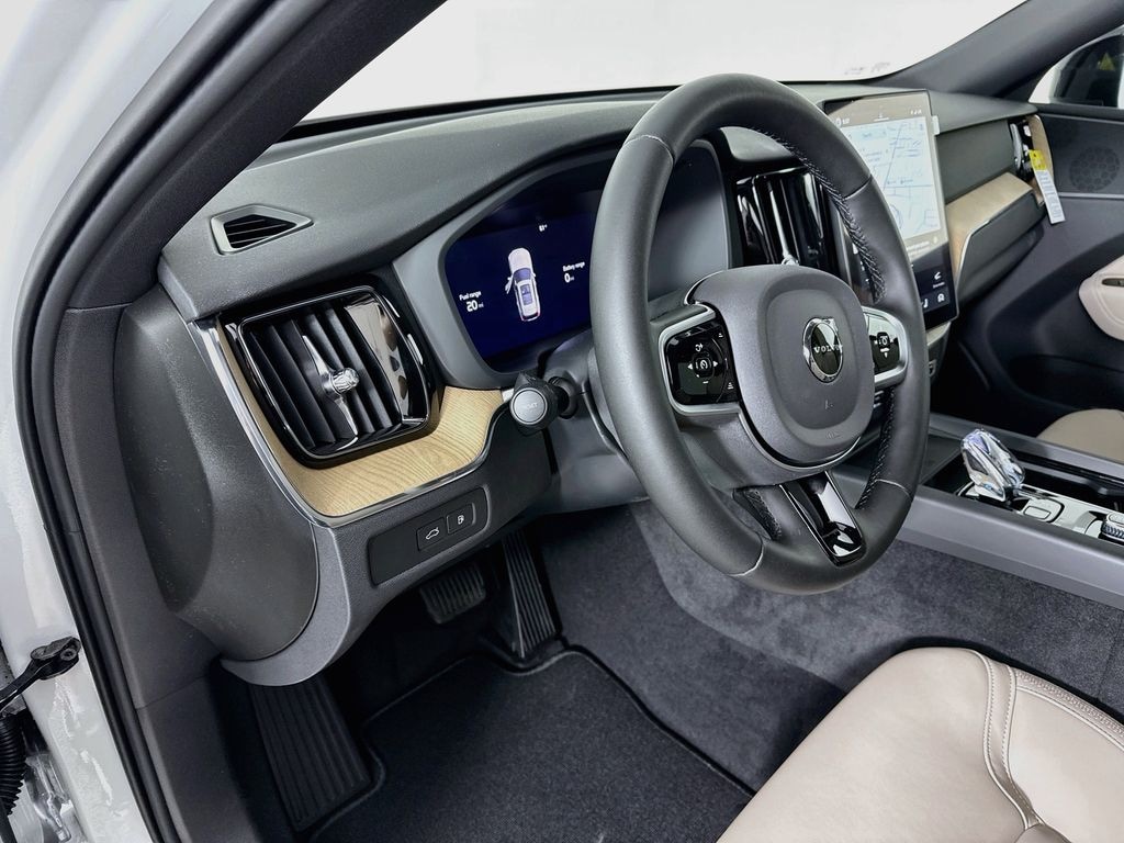 New 2026 Volvo XC60 plug-in hybrid T8 Plus SUV