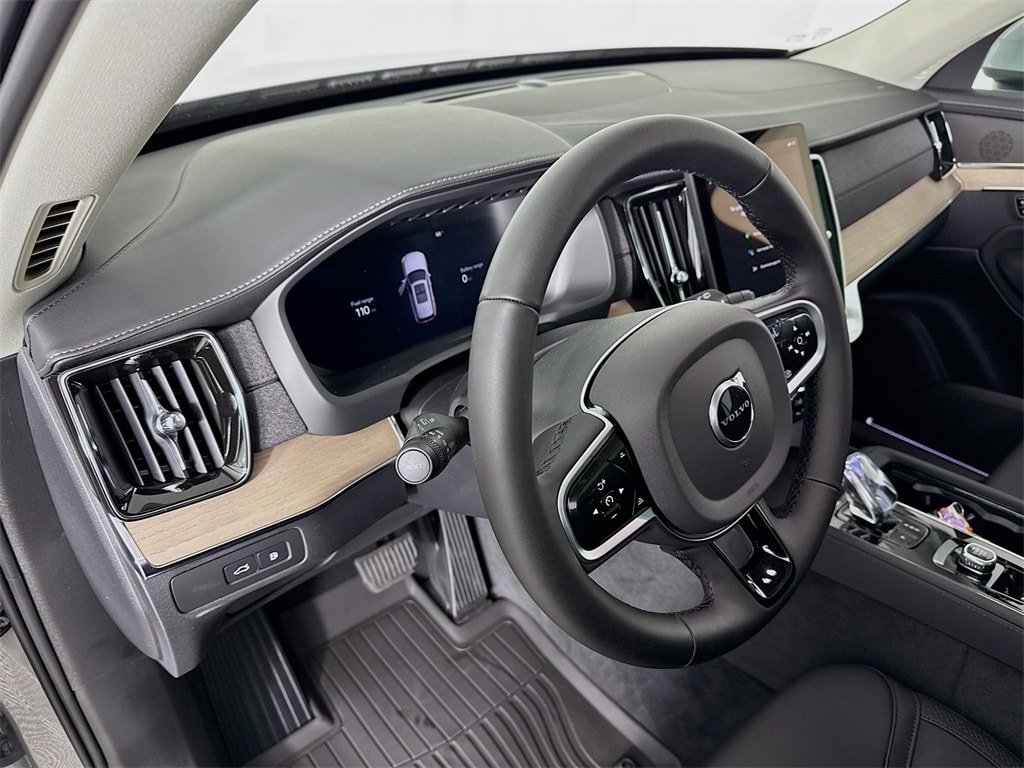 New 2026 Volvo XC90 plug-in hybrid T8 Plus 6-Seater SUV