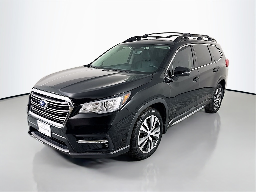 2019 Subaru Ascent Limited's photo