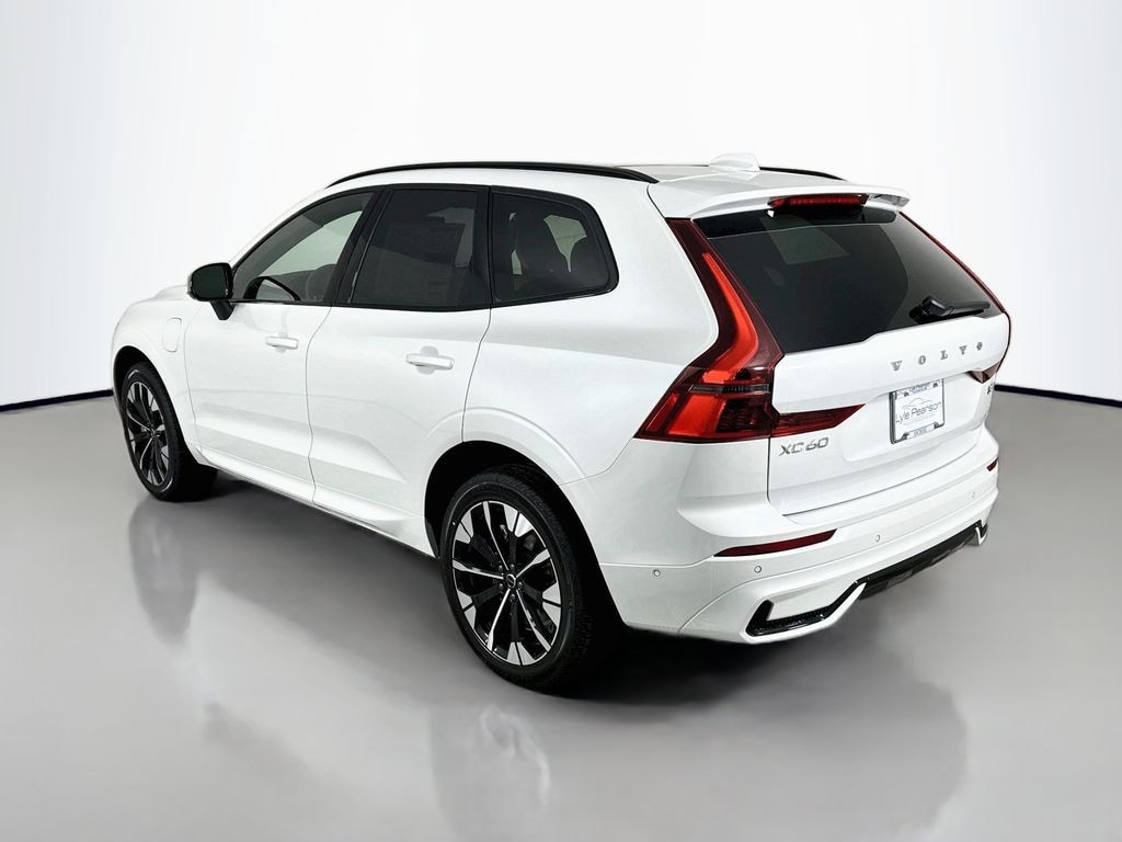 New 2026 Volvo XC60 plug-in hybrid T8 Plus SUV