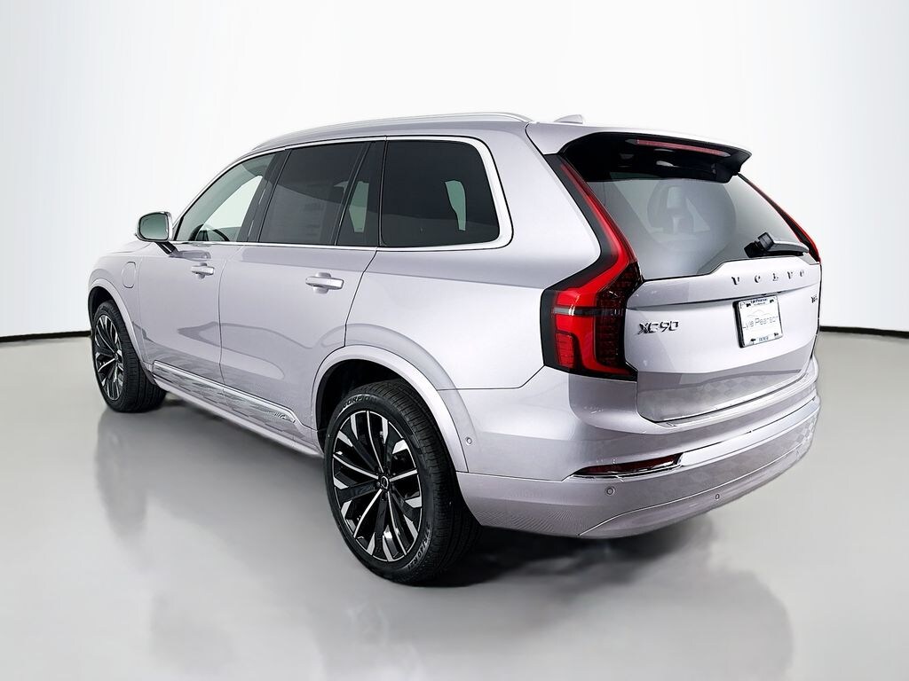 New 2026 Volvo XC90 plug-in hybrid T8 Plus 7-Seater SUV