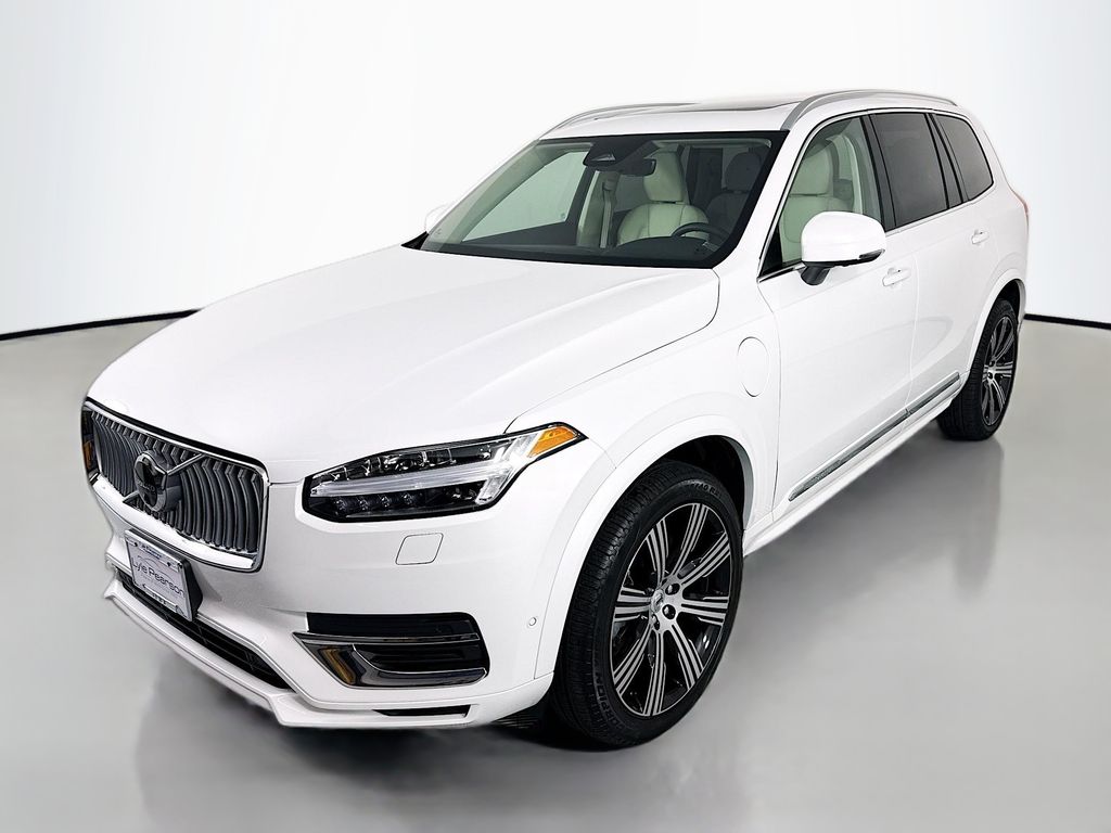 2024 Volvo XC90 T8 Recharge Plus Bright Theme 7-Seat 4WD's photo