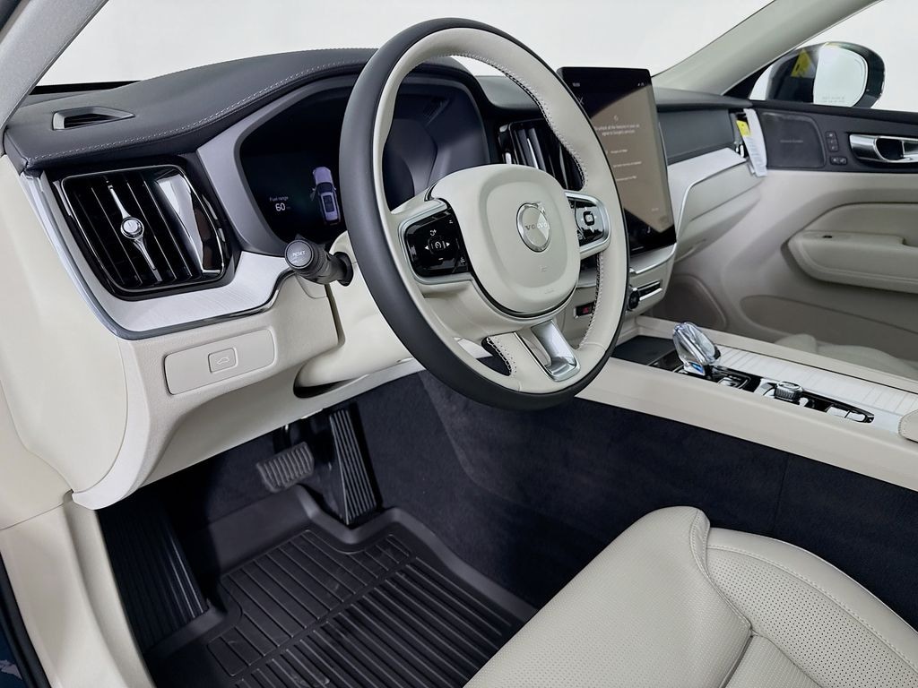New 2026 Volvo XC60 B5 Ultra SUV