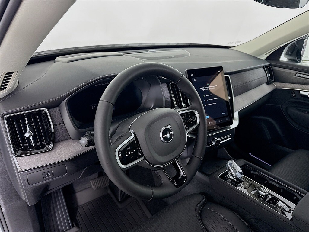 New 2026 Volvo XC90 B6 Ultra Dark Theme 7-Seater SUV