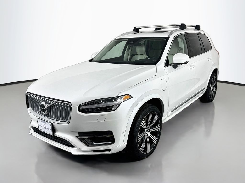 Certified 2025 Volvo XC90 Plug-In Hybrid T8 Ultra SUV