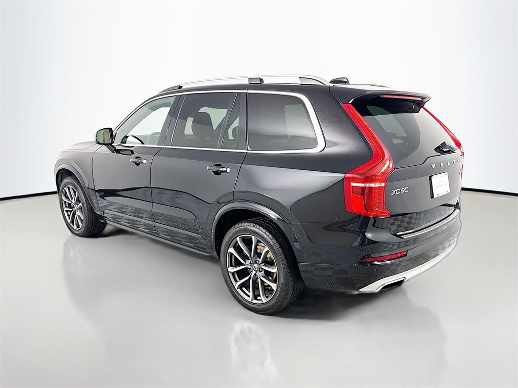 Used 2018 Volvo XC90 T6 Momentum SUV