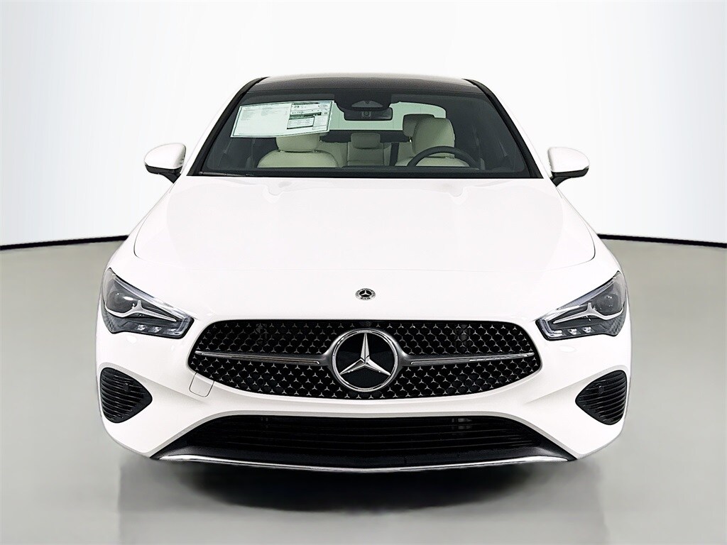 2025 Mercedes Benz CLA 250 4MATIC photo 2
