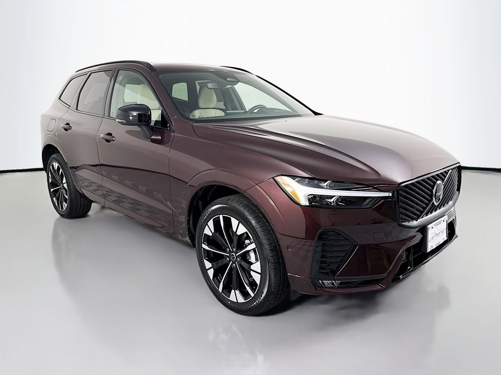 2026 Volvo XC60 Plus - Photo 7