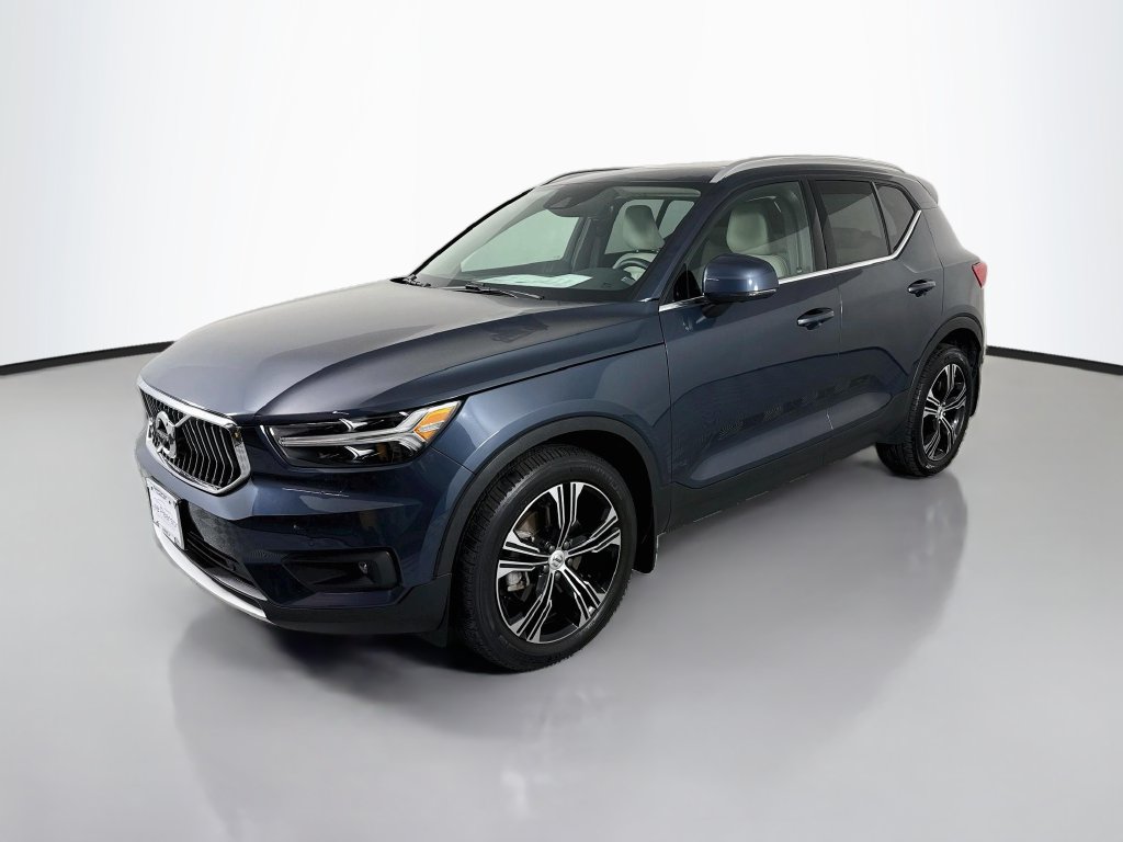 2022 Volvo XC40 SUV 