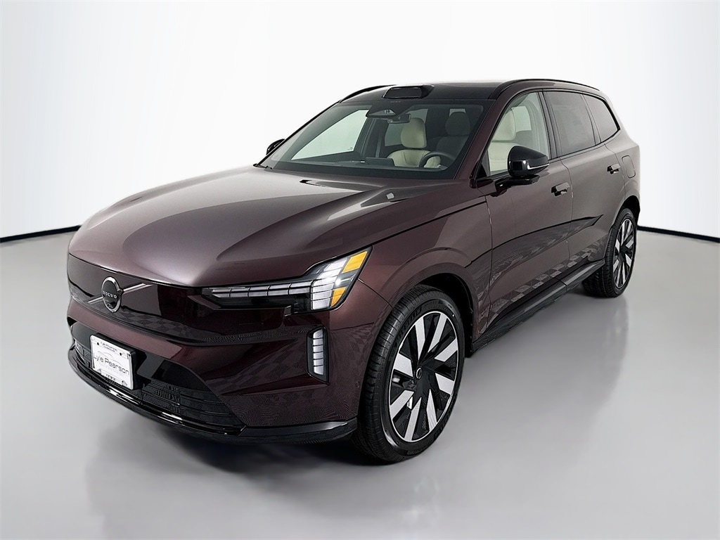 2025 Volvo EX90 Ultra's photo