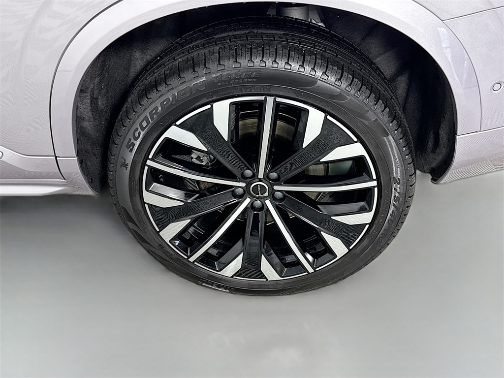 2026 Volvo XC90 Ultra - Photo 25
