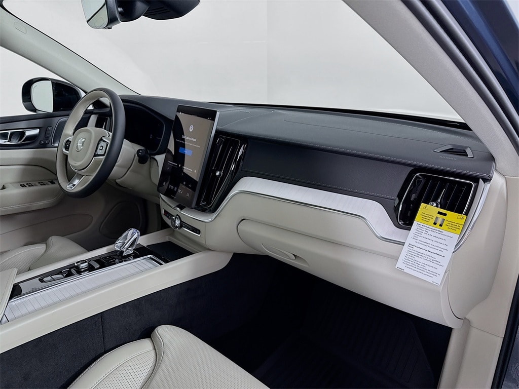 2026 Volvo XC60 Ultra - Photo 25