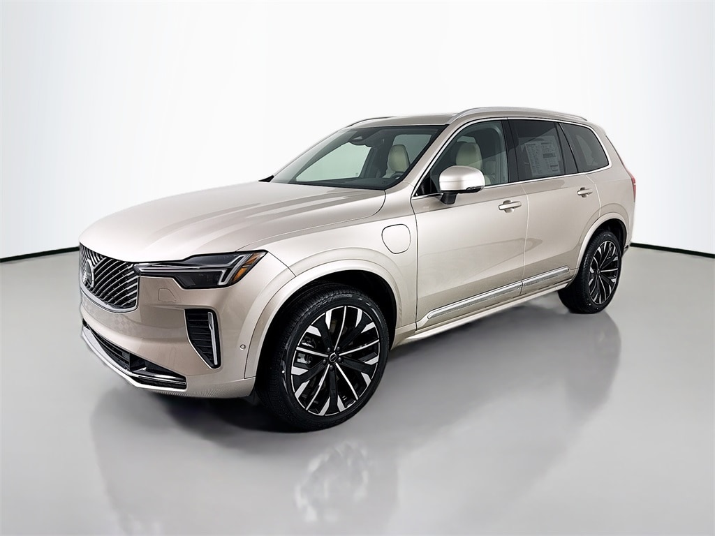 2026 Volvo XC90 T8 Recharge Plus Bright 7-Seat 4WD's photo