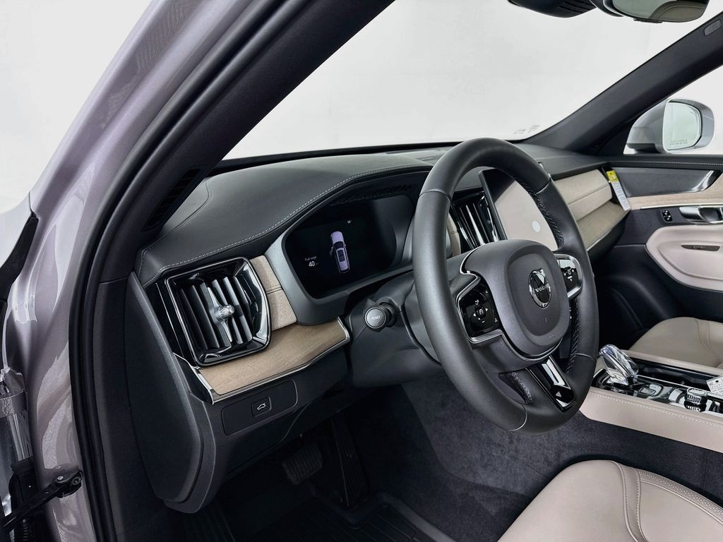 New 2027 Volvo XC90 Plus SUV