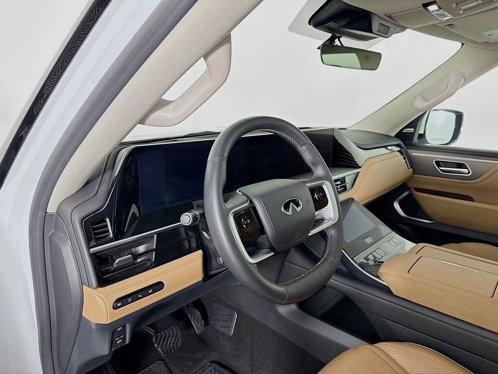 Used 2025 INFINITI QX80 Luxe SUV