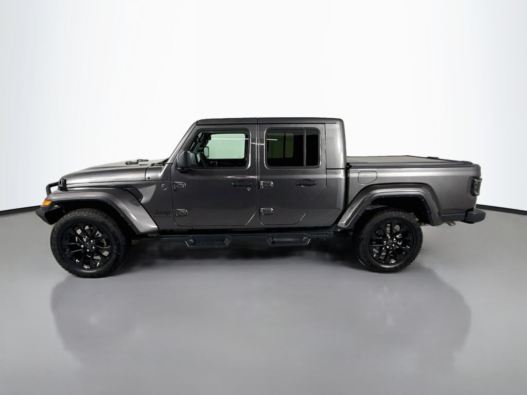 Used 2024 Jeep Gladiator Sport Truck
