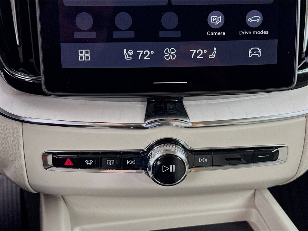 2026 Volvo XC60 Ultra - Photo 15