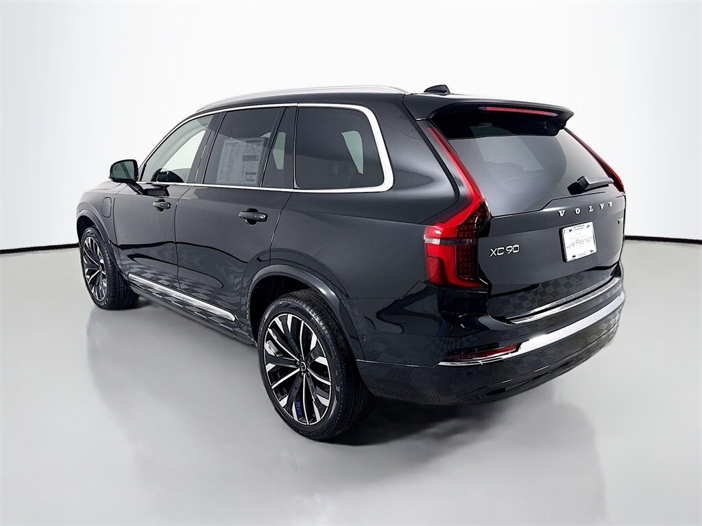 New 2026 Volvo XC90 plug-in hybrid T8 Ultra 7-Seater SUV