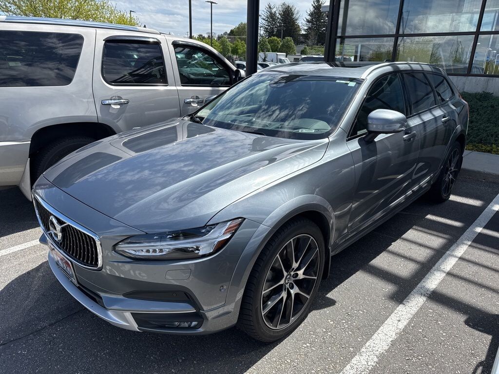 Used 2018 Volvo V90 Cross Country T6 AWD Wagon