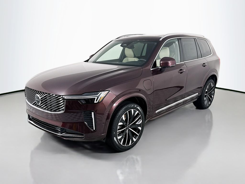 2026 Volvo XC90 Plus