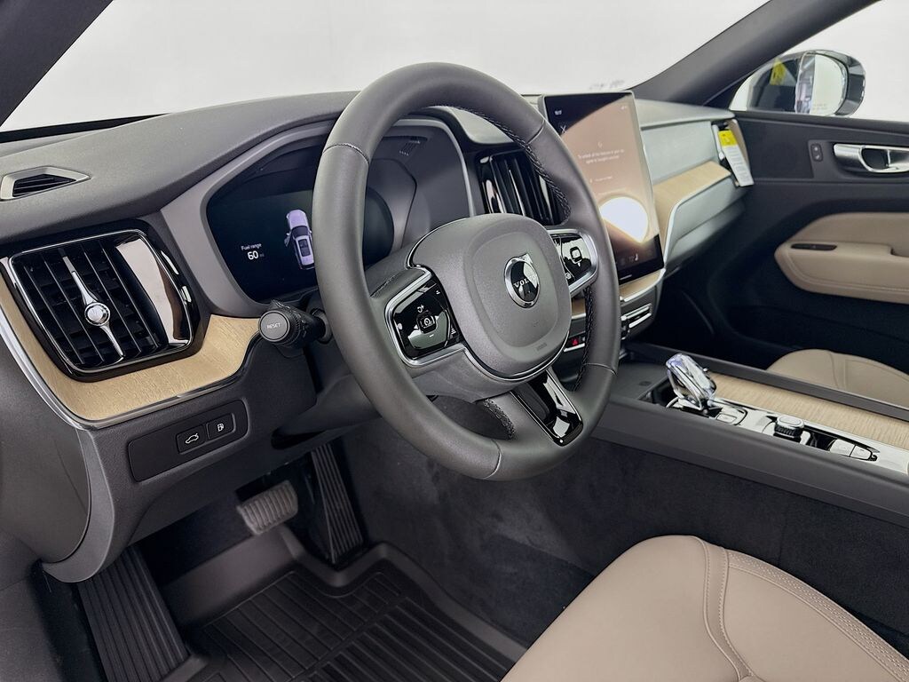 New 2026 Volvo XC60 plug-in hybrid T8 Plus SUV