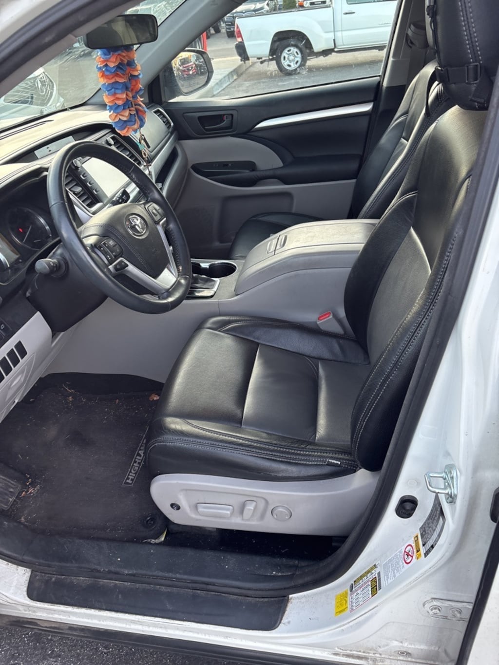 Used 2016 Toyota Highlander SUV