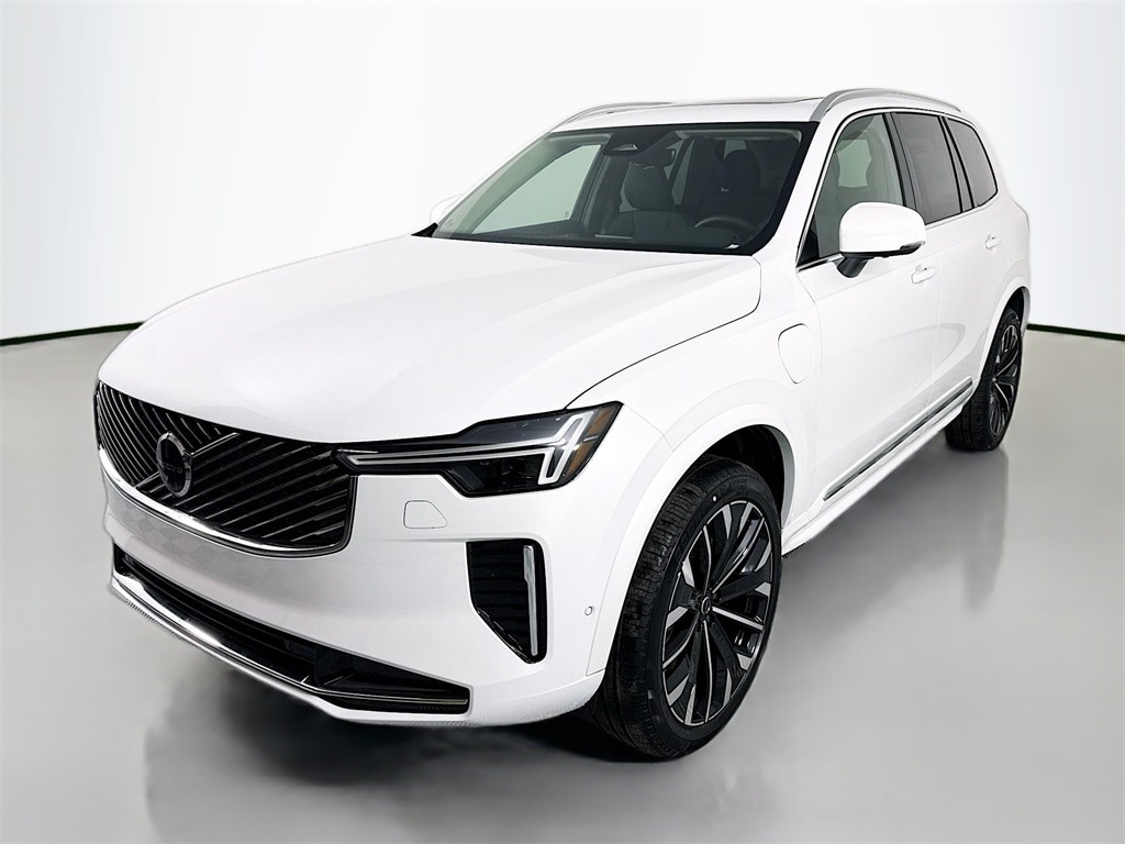 2026 Volvo XC90 T8 Recharge Plus Bright 7-Seat 4WD's photo