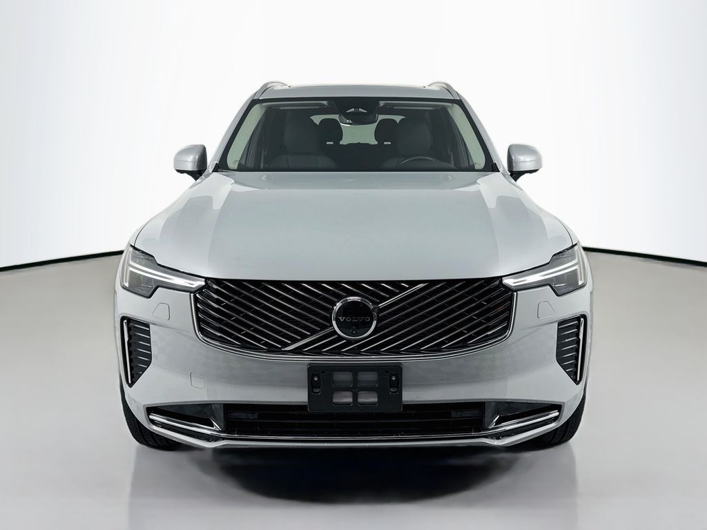 2026 Volvo XC90 Plus - Photo 6
