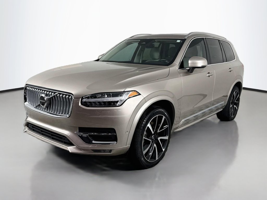 2023 Volvo XC90 SUV 