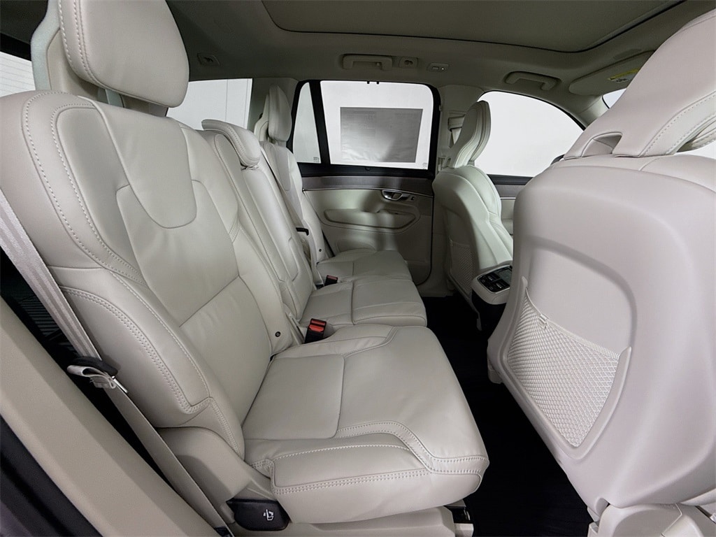 2026 Volvo XC90 Ultra - Photo 22