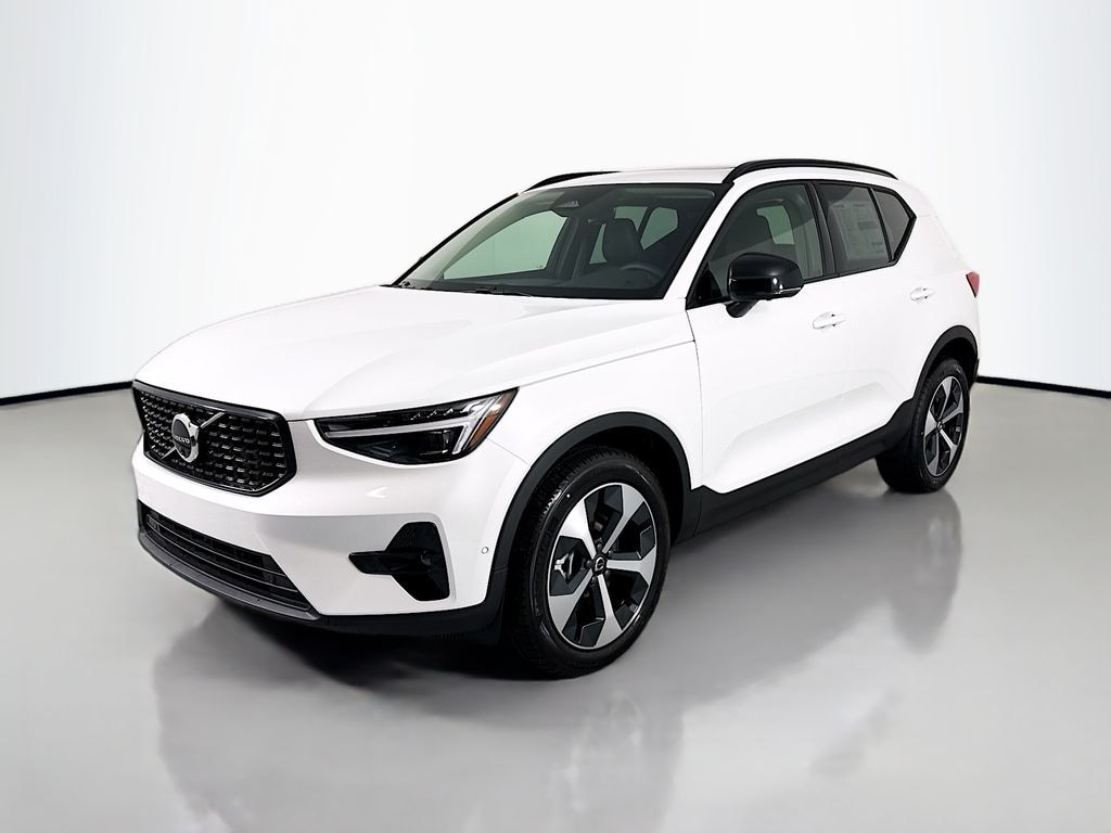 New 2026 Volvo XC40 B5 Plus SUV