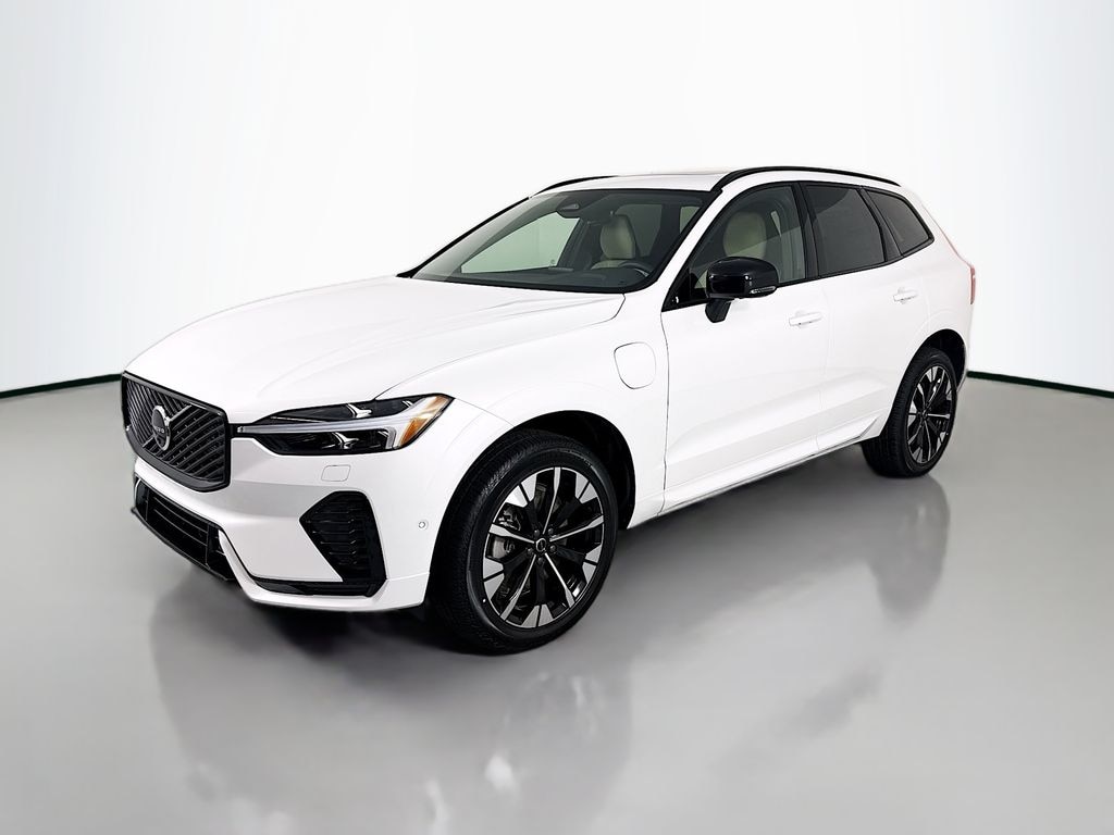New 2026 Volvo XC60 plug-in hybrid T8 Plus SUV