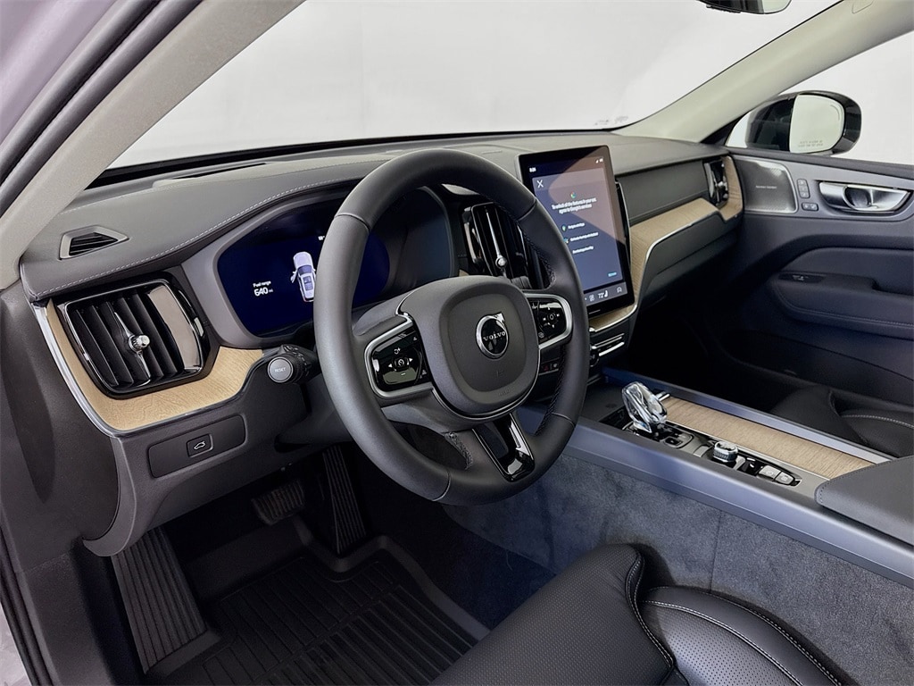 New 2026 Volvo XC60 B5 Ultra SUV