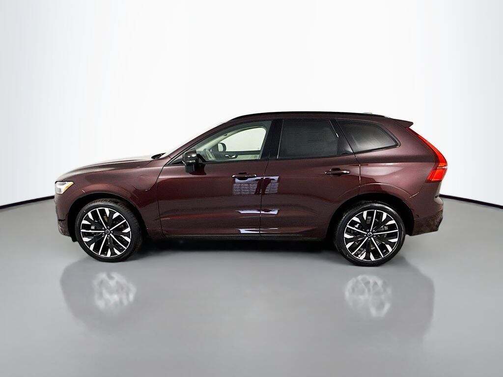 New 2026 Volvo XC60 plug-in hybrid T8 Ultra SUV