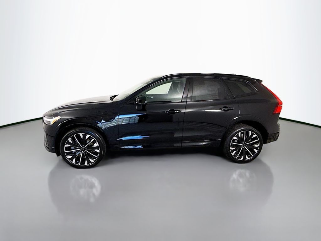 New 2026 Volvo XC60 plug-in hybrid T8 Ultra SUV