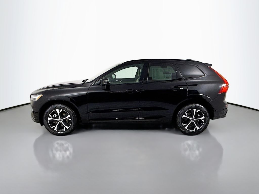 New 2026 Volvo XC60 B5 Core SUV