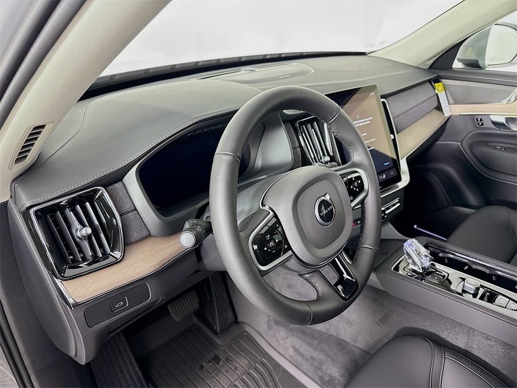 New 2026 Volvo XC90 B6 Plus 6-Seater SUV