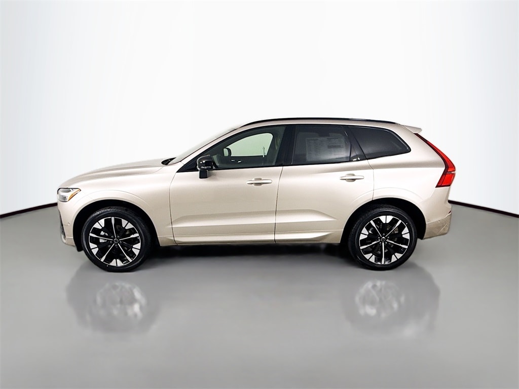 New 2026 Volvo XC60 B5 Plus SUV