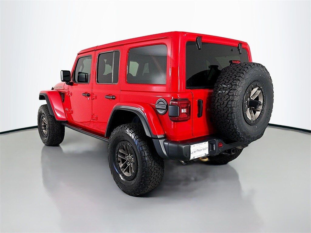 2024 Jeep Wrangler Rubicon 392 photo 3