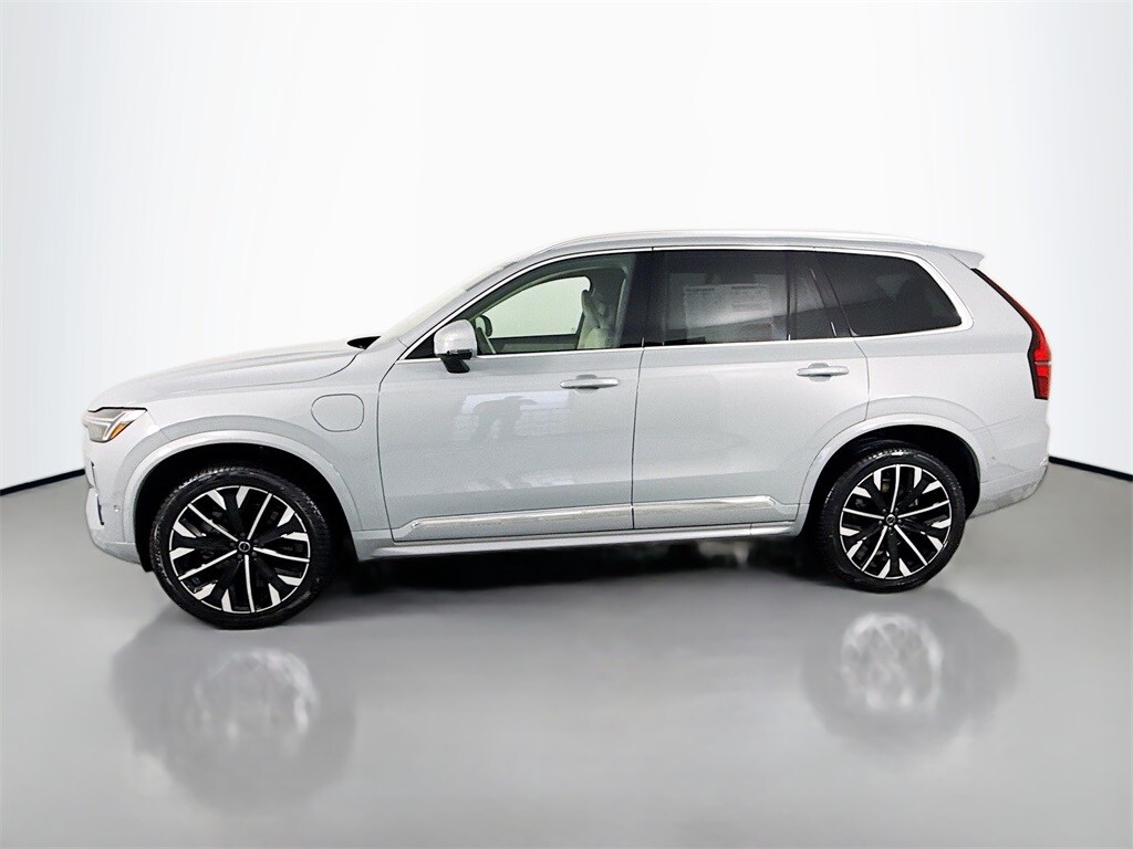 New 2026 Volvo XC90 plug-in hybrid T8 Ultra 7-Seater SUV