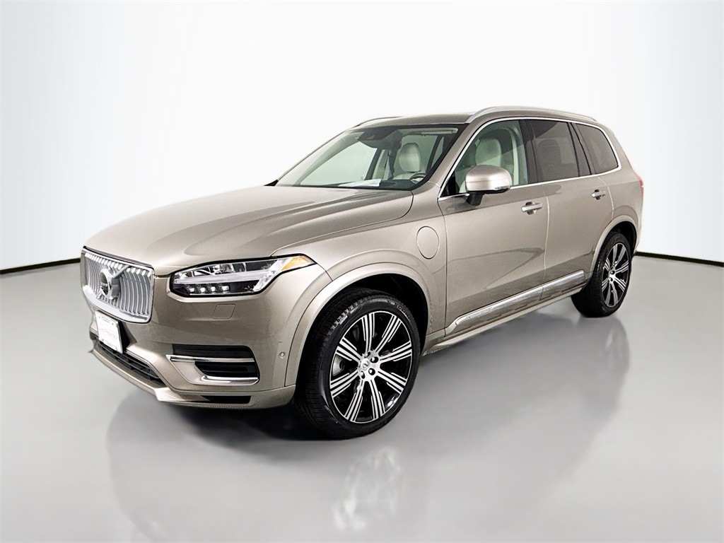 2022 Volvo XC90 Recharge Plug-In Hybrid T8 Inscription Extended Range 7P